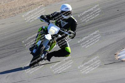 media/Jan-08-2022-SoCal Trackdays (Sat) [[1ec2777125]]/Turn 10 (2pm)/